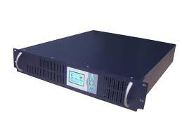 1KVA 0.7kw のラック マウント オンライン UPS 115 - 300V AC 入力、純粋な正弦波の出力