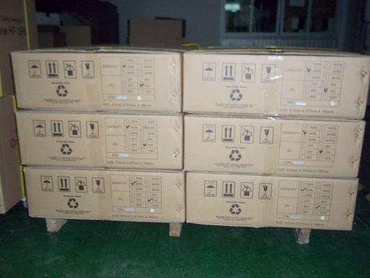PMseriesラックは、オンラインのHF UPSをマウント