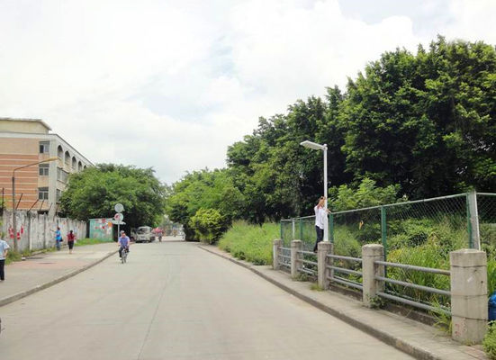 Super White 70 Watt Solar Power Street Light , Energy Saving Solar Panel Street Light